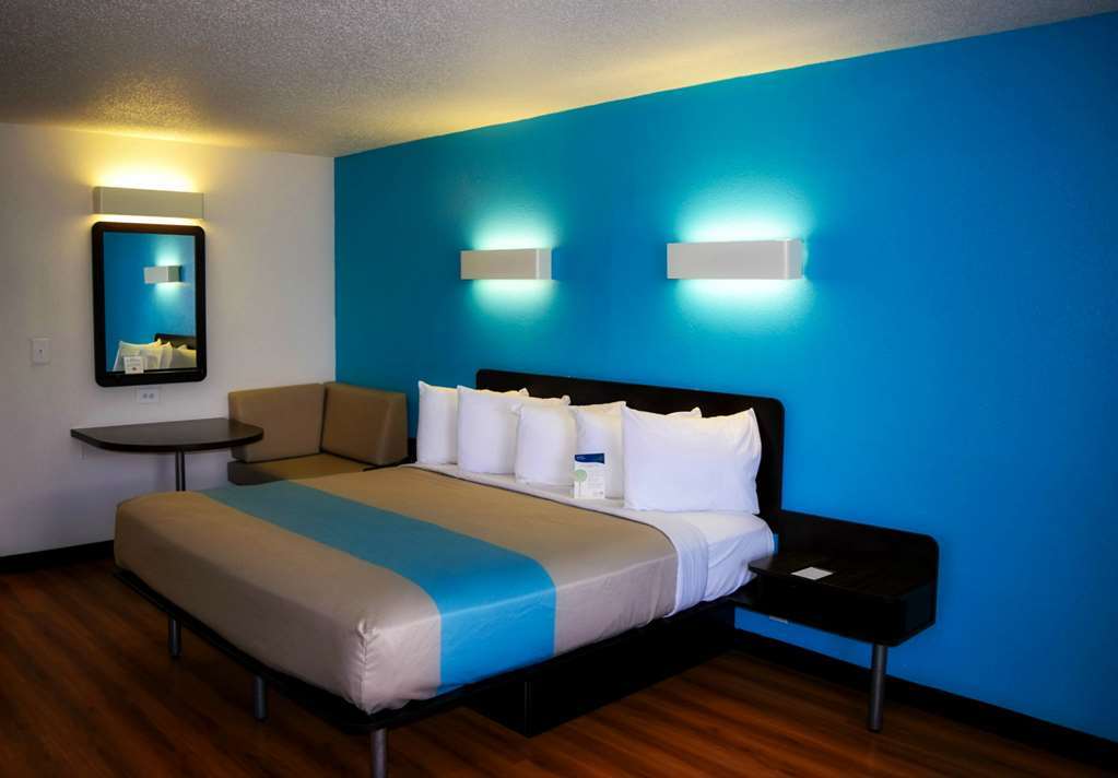 Sky Palace Inn & Suites By Jasper Beeville Pokoj fotografie